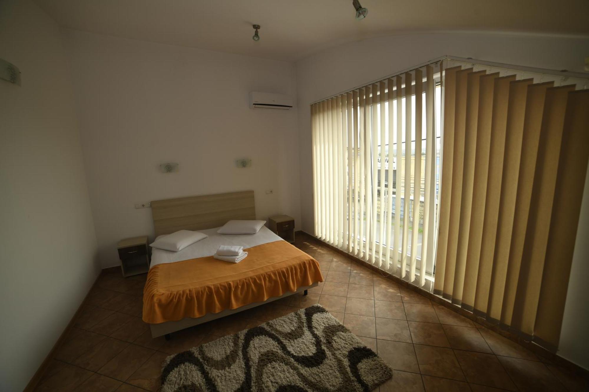Pensiunea Zbor Cluj-Napoca Buitenkant foto